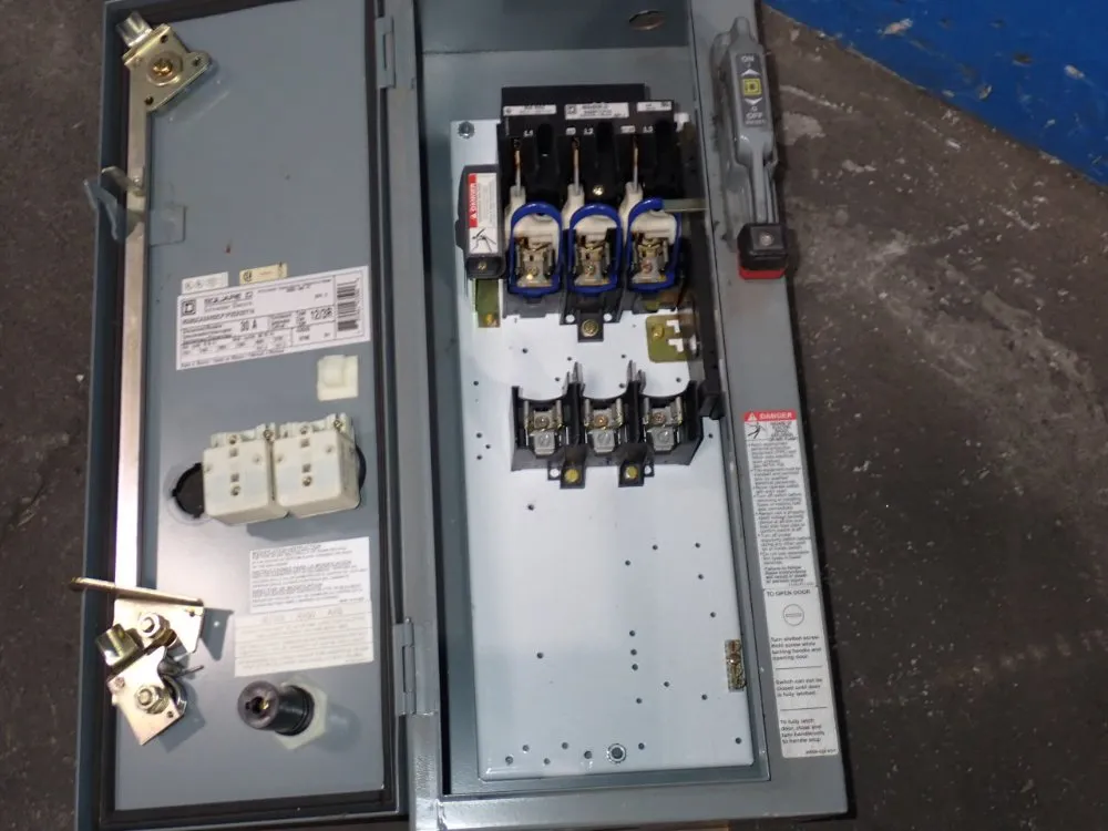 Square D 30 Amp / 600 Vac Fusible Disconnect