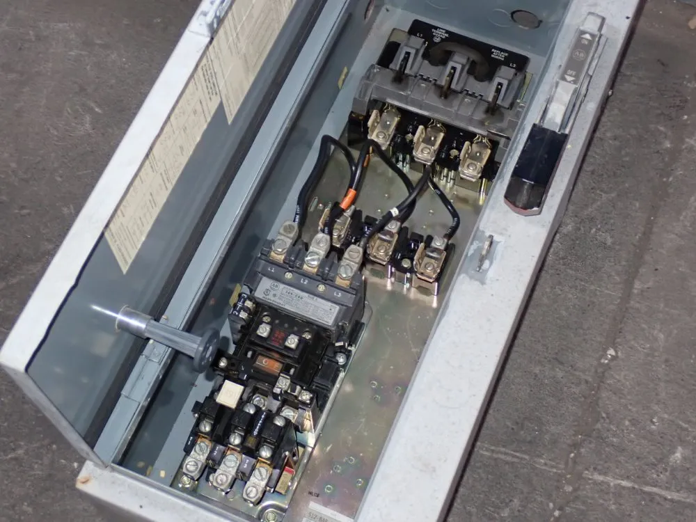 Allen Bradley Size 2 Combination Starter - 512-bab-24