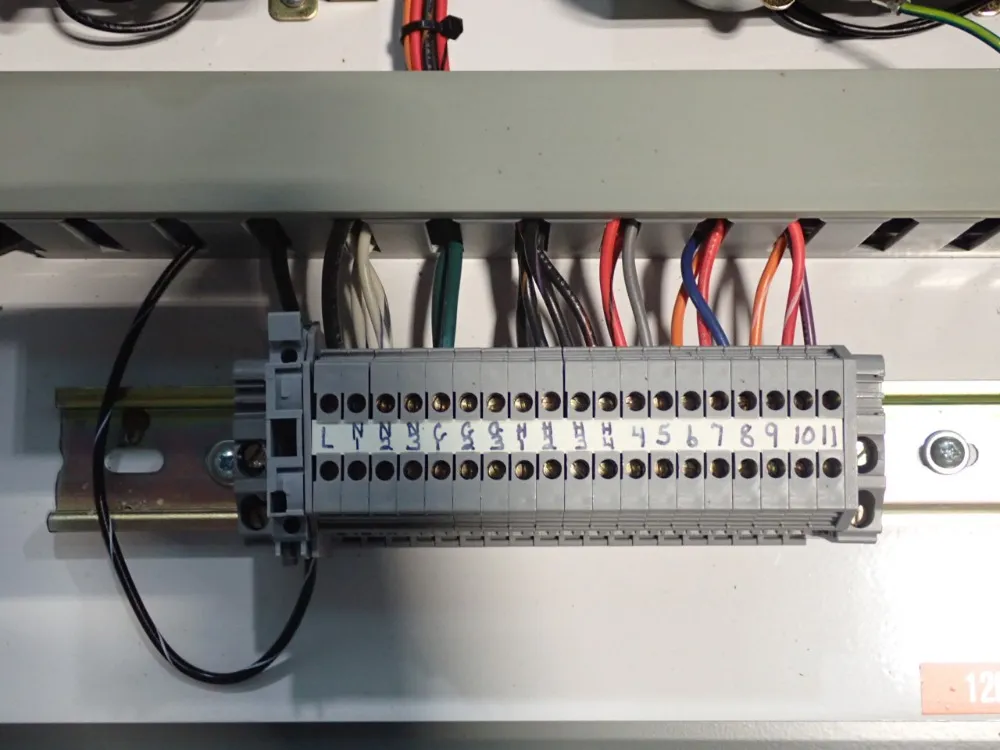 Hoffman Enclosure - A-16n16alp