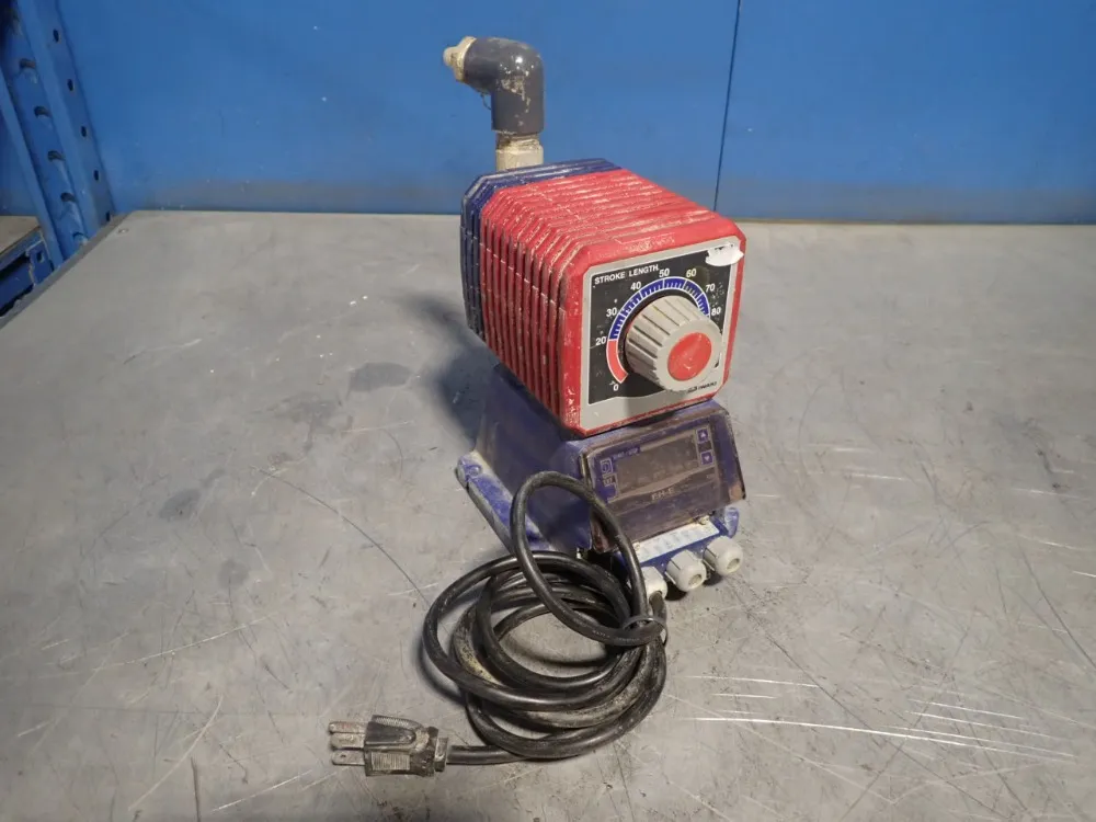 Walchem Metering Pump - Ehe