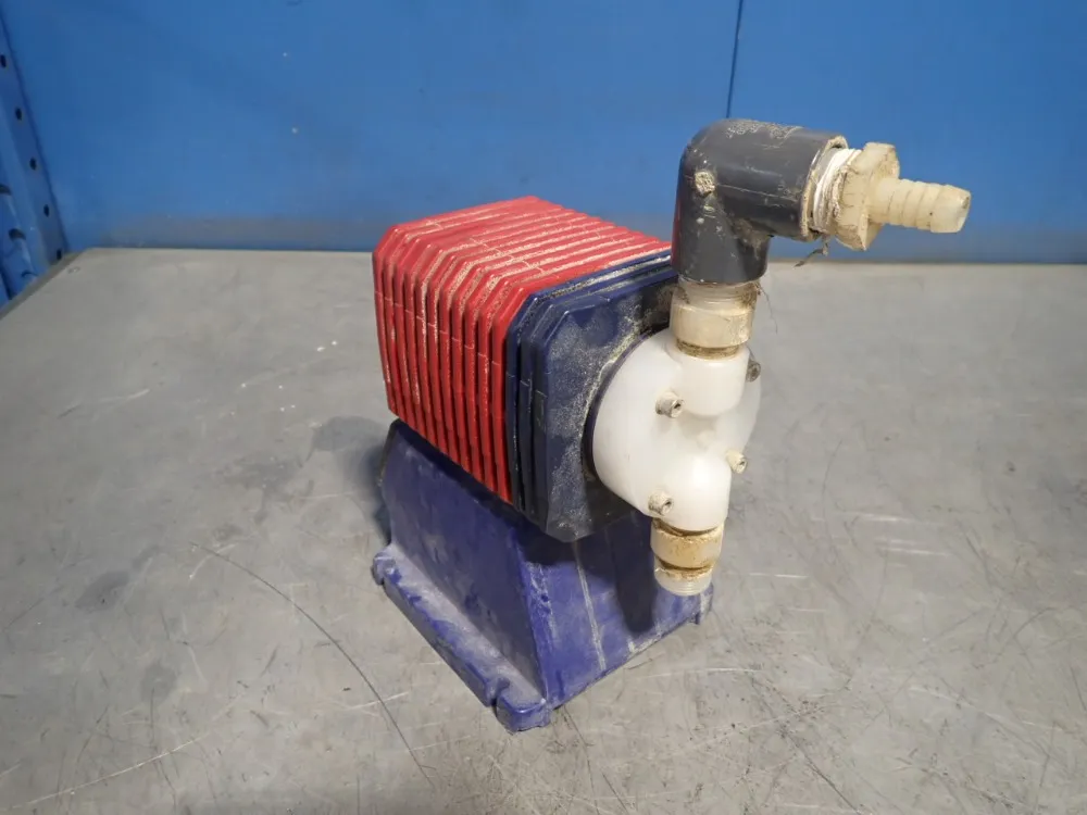 Walchem Metering Pump - Ehe