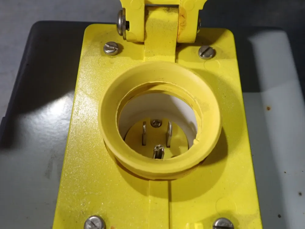 Leviton Waterlight Receptacle