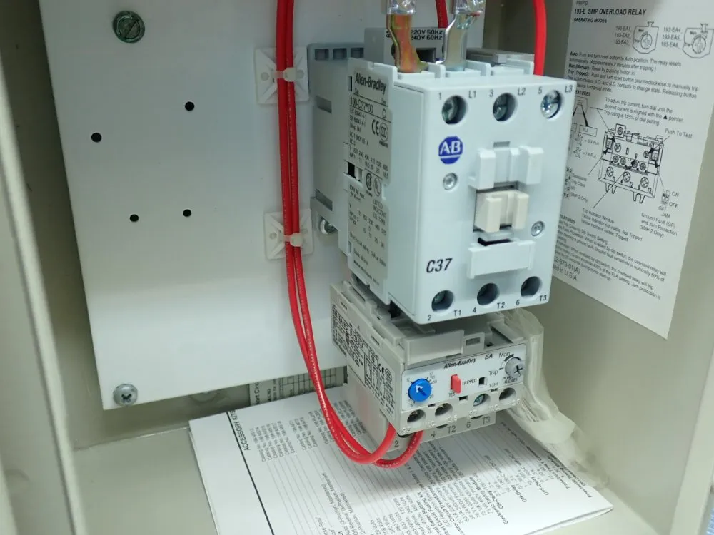 Allen-bradley Starter W/ Enclosure - 109-c37faa1h