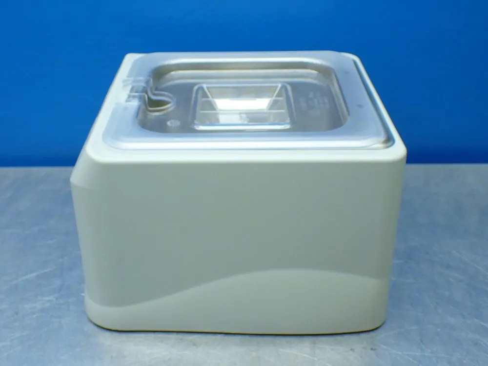 Benchmark Scientific Mybath 2 Liter Water Bath - B2000-2