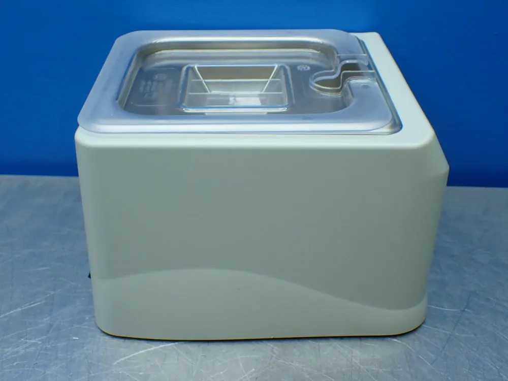 Benchmark Scientific Mybath 2 Liter Water Bath - B2000-2