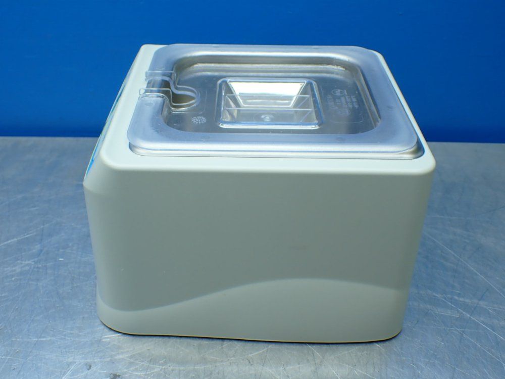 Benchmark Scientific Mybath 2 Liter Water Bath - B2000-2