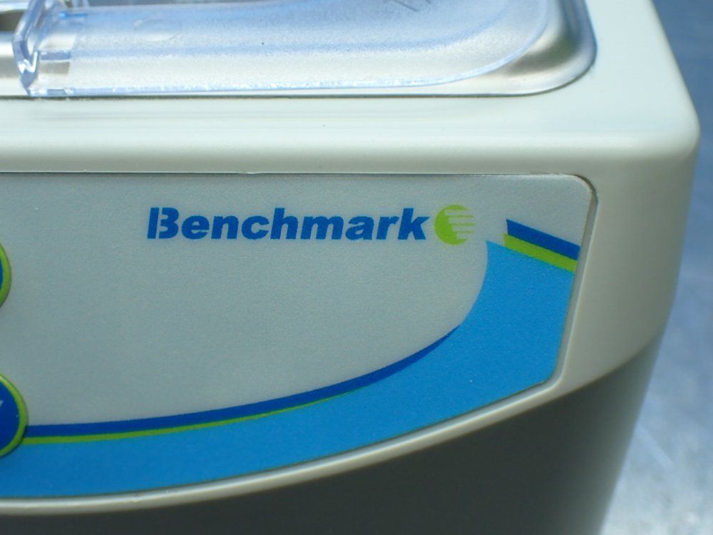 Benchmark Scientific Mybath 2 Liter Water Bath - B2000-2