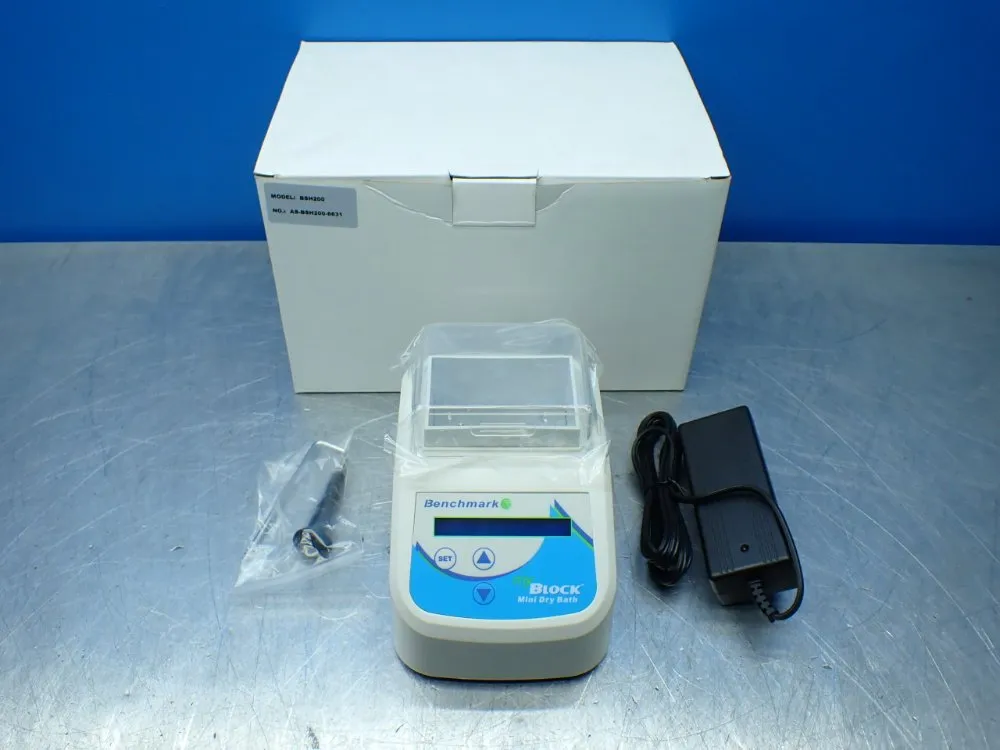 Benchmark Scientific Mini Digital Dry Bath - Bsh200