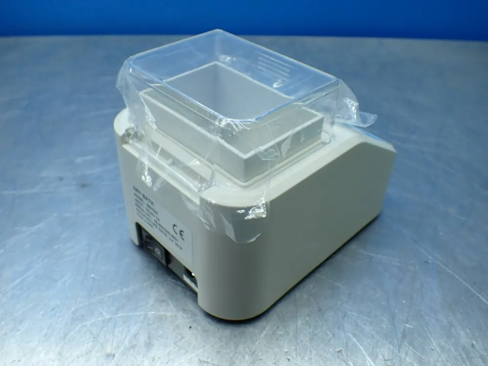 Benchmark Scientific Mini Digital Dry Bath - Bsh200