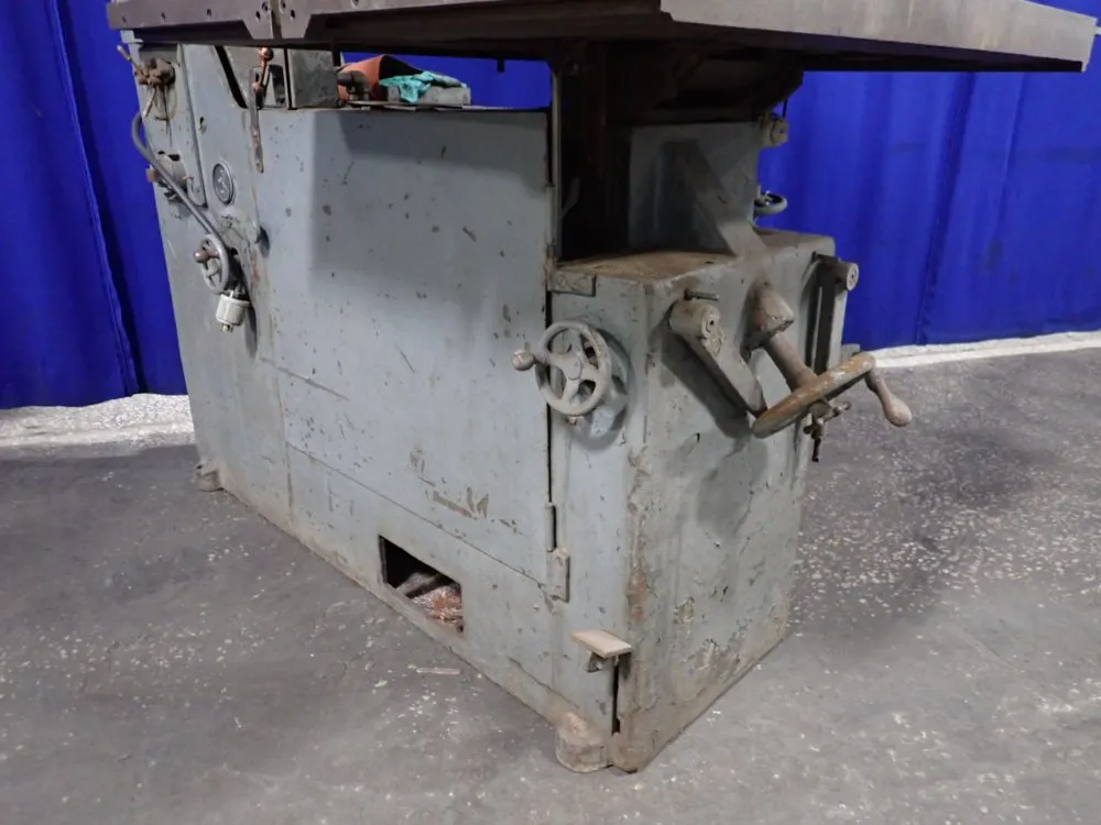Tannewitz 23 1/2" / 36 1/2" Vertical Band Saw - 101589