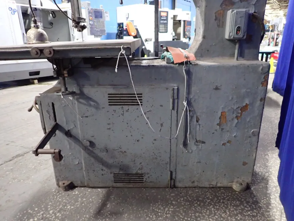 Tannewitz 23 1/2" / 36 1/2" Vertical Band Saw - 101589