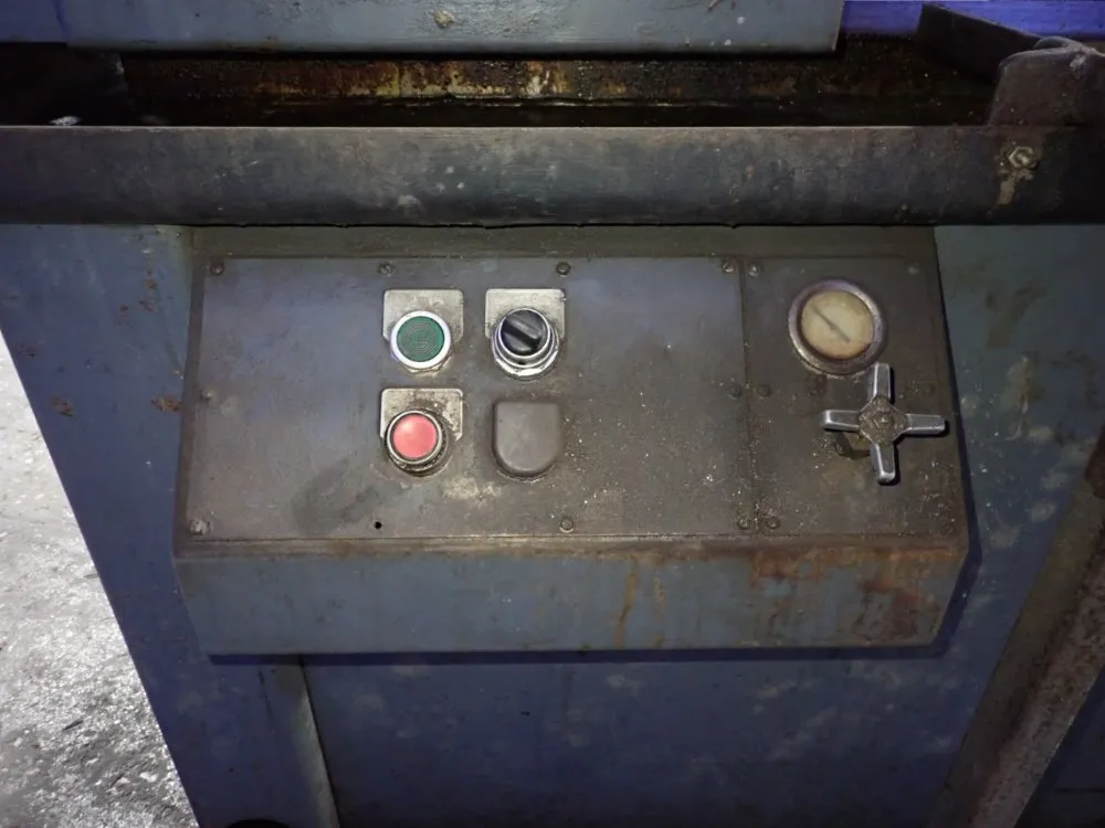 Doall 13 1/2" X 20" Horizontal Band Saw - C-8