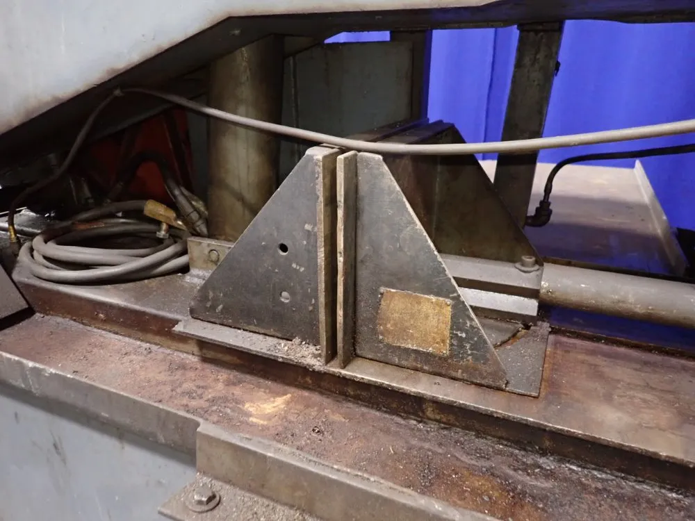 Doall 13 1/2" X 20" Horizontal Band Saw - C-8