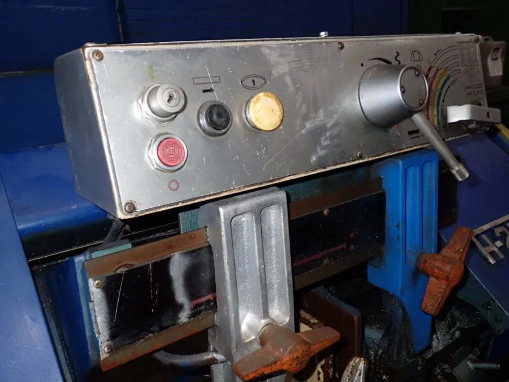 Amada 18" X 10" Horizontal Band Saw - H-250-sa