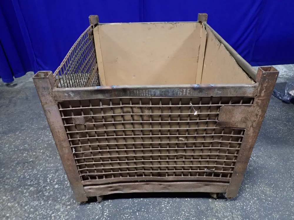 51 1/2" X 41" X 32" Wire Basket