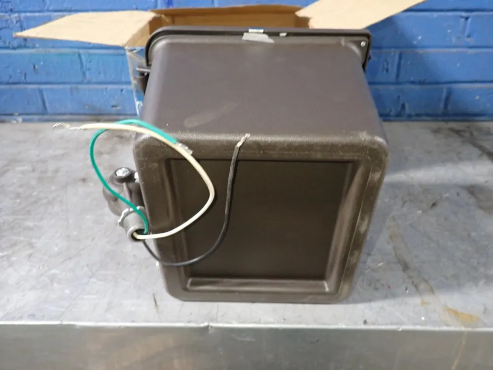 Hubbell 150 Watts Flood Light - Mic-0150s-651