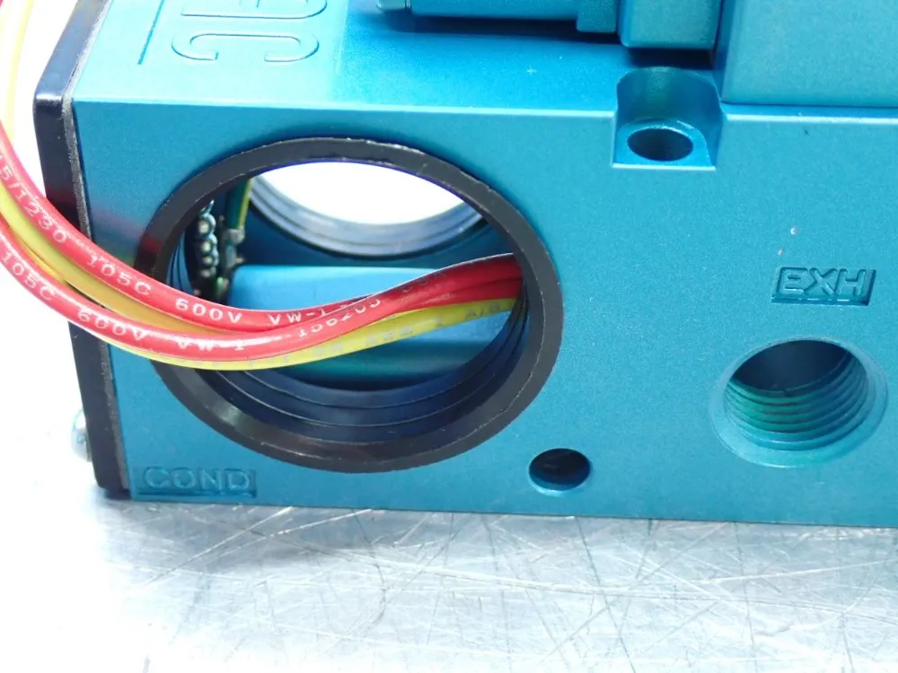 Mac 82-series 4-way Solenoid Valve - 82a-ec-cka-tm-daap-1da