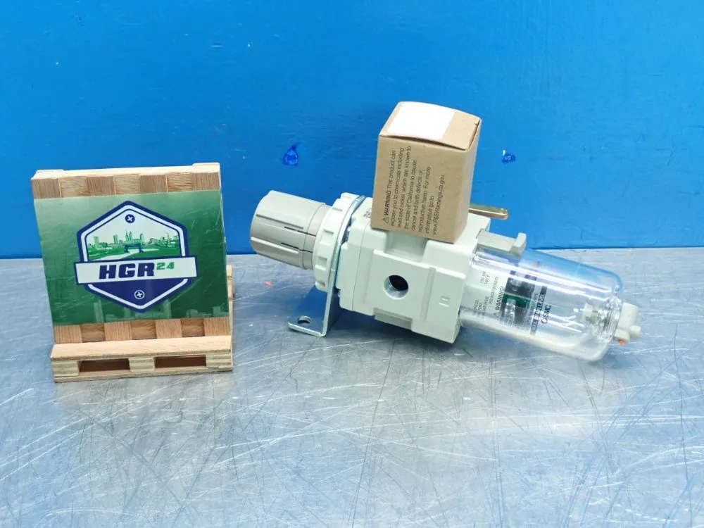 Smc 3/8 Port Size, Npt Thread 7-125psi Integrated Filter Regulator - Aw30-n02-z-b