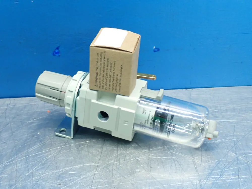 Smc 3/8 Port Size, Npt Thread 7-125psi Integrated Filter Regulator - Aw30-n02-z-b