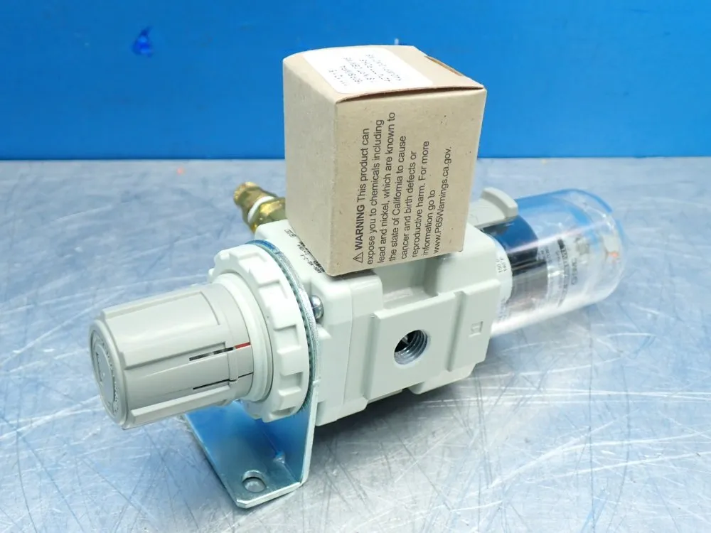 Smc 3/8 Port Size, Npt Thread 7-125psi Integrated Filter Regulator - Aw30-n02-z-b
