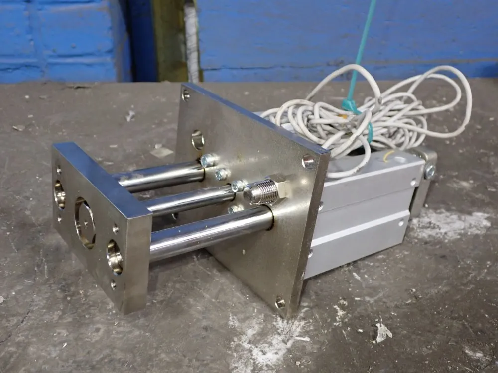 Smc Cylinder - Mgglf32-75-h7a2l