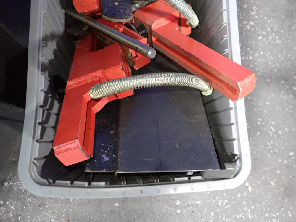 18" X 17" Horizontal Band Saw - Hfa-400w