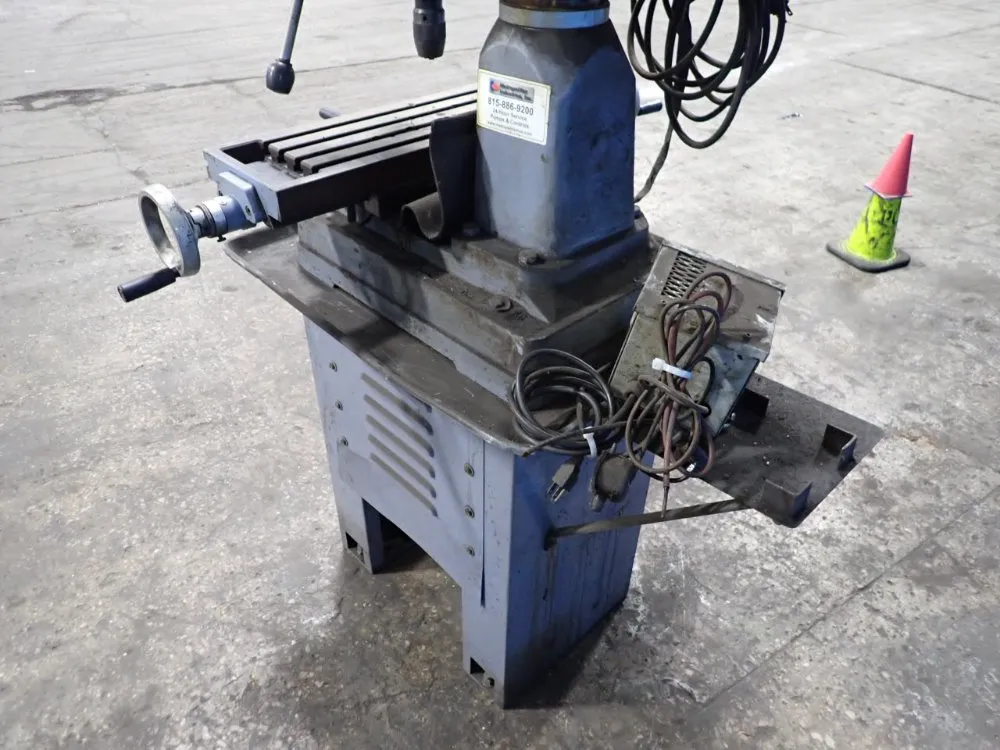 8" X 22" Vertical Mill