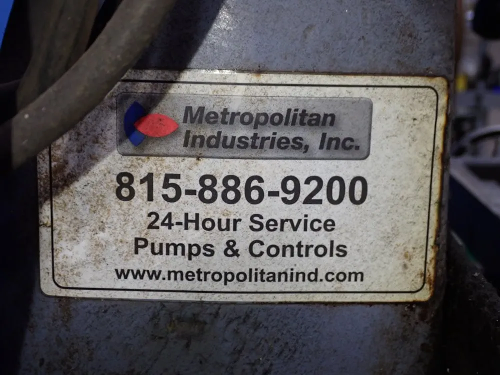 8" X 22" Vertical Mill