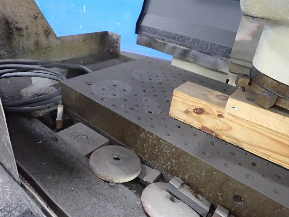 Okuma 20" X 51 1/2" Cnc Vmc - Mc-5va