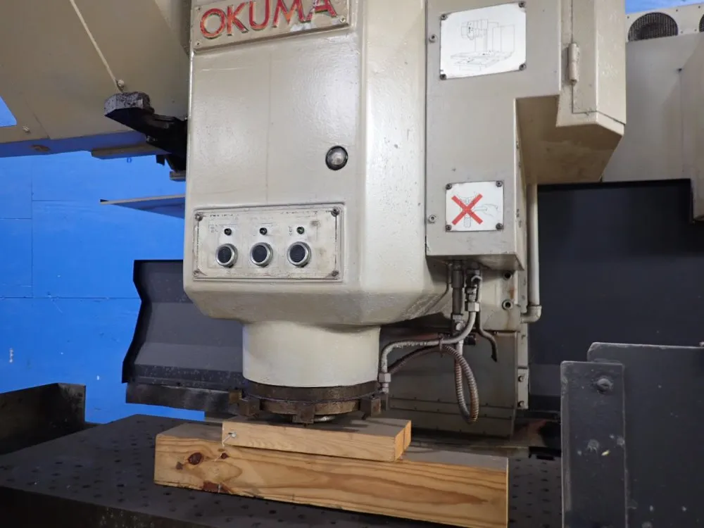 Okuma 20" X 51 1/2" Cnc Vmc - Mc-5va
