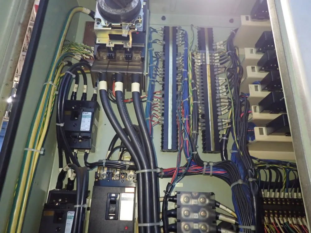 Okuma 20" X 51 1/2" Cnc Vmc - Mc-5va