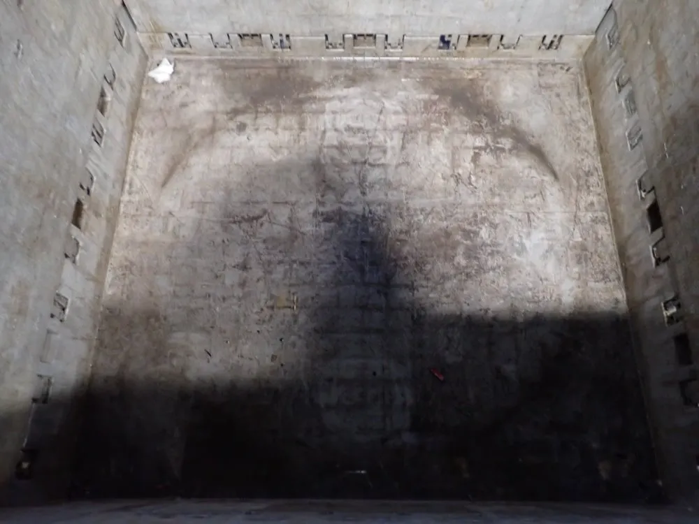 41 1/2" X 44 1/2" X 27 1/2" Collapsible Bulk Container