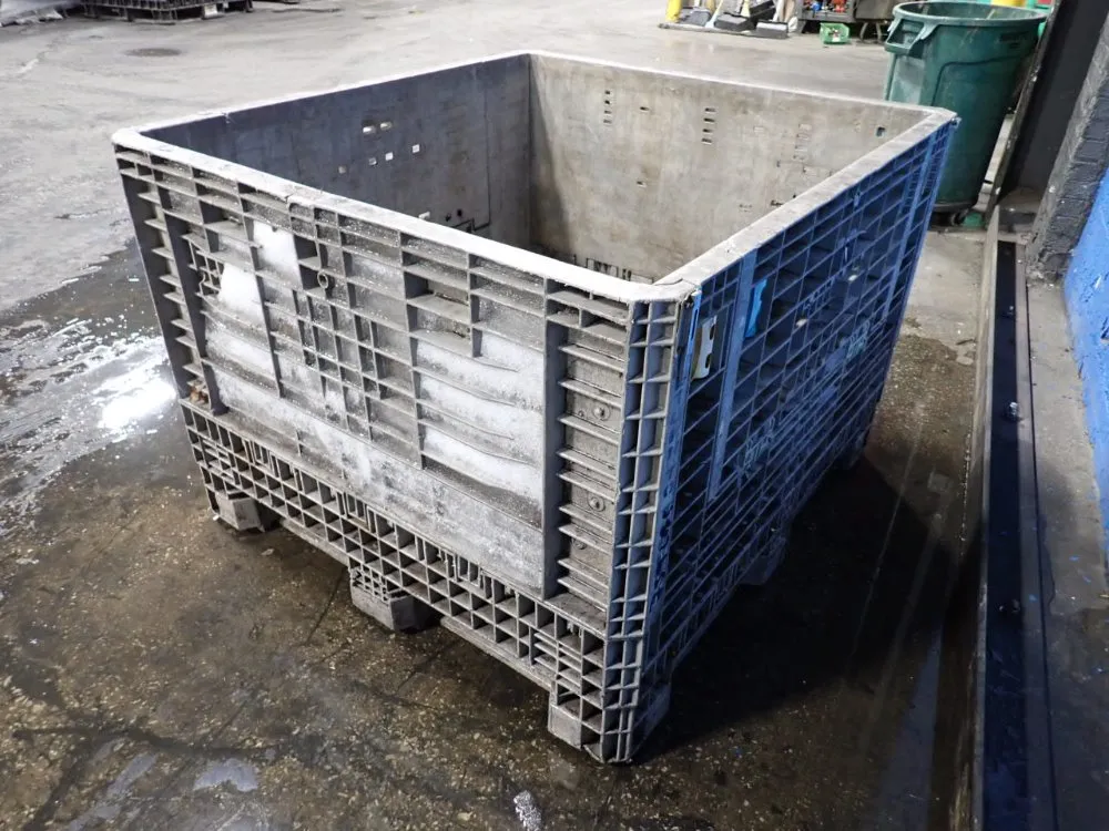 41 1/2" X 44 1/2" X 27 1/2" Collapsible Bulk Container