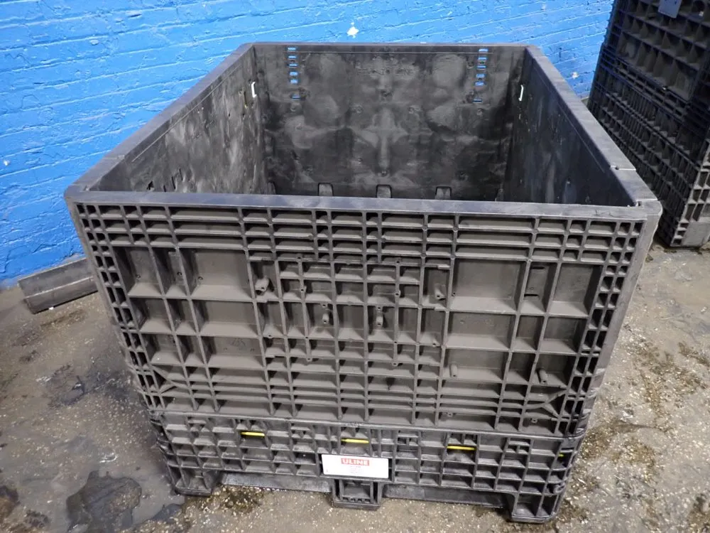 Uline 36 1/2" X 43" X 28" Collapsible Bulk Container