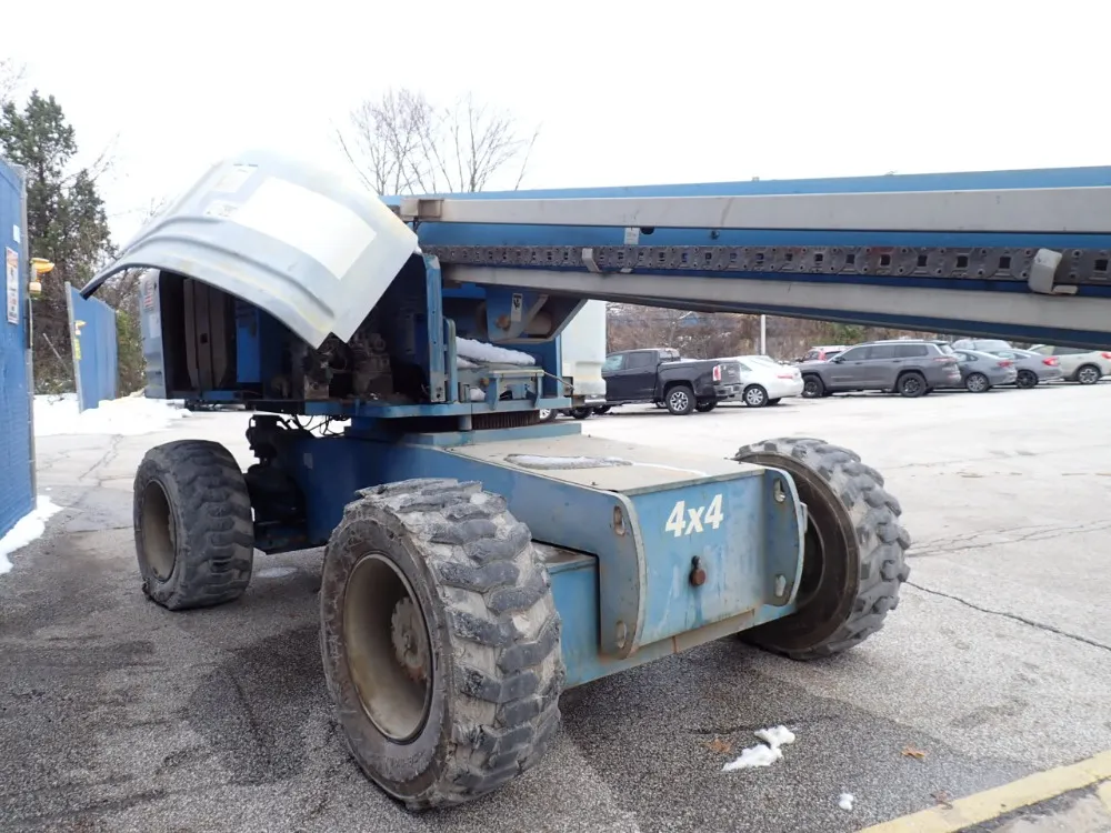 Genie 500 Lbs Boom Lift - S-85