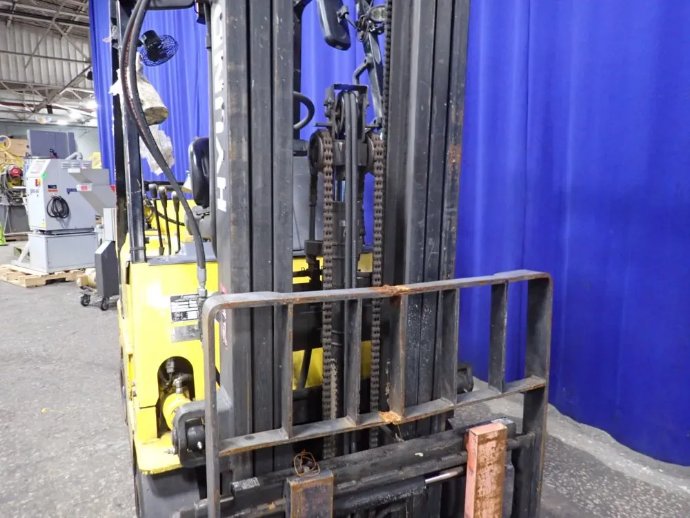 Hyundai 3000 Lbs Propane Forklift - 18lc-7m