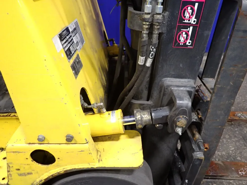 Hyundai 3000 Lbs Propane Forklift - 18lc-7m