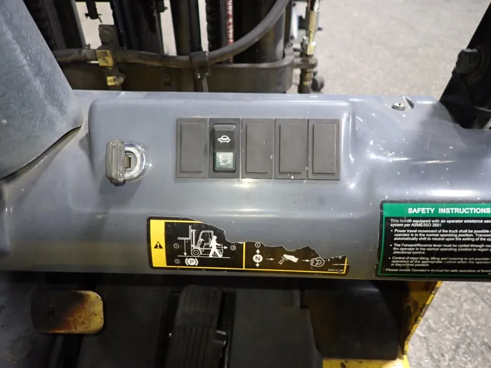 Hyundai 3000 Lbs Propane Forklift - 18lc-7m