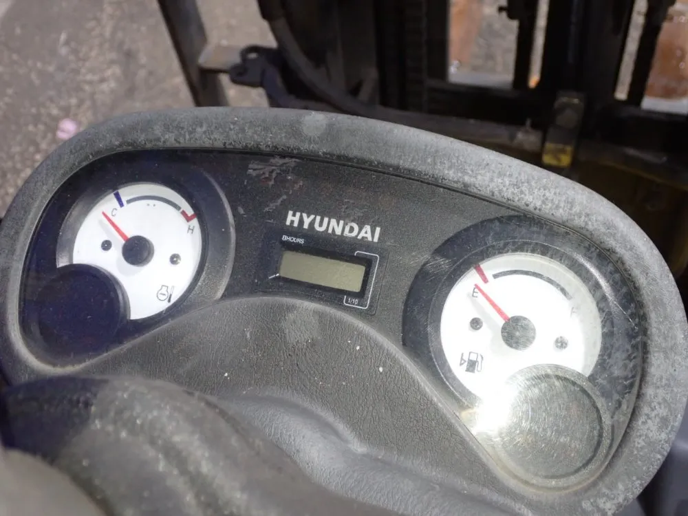 Hyundai 3000 Lbs Propane Forklift - 18lc-7m