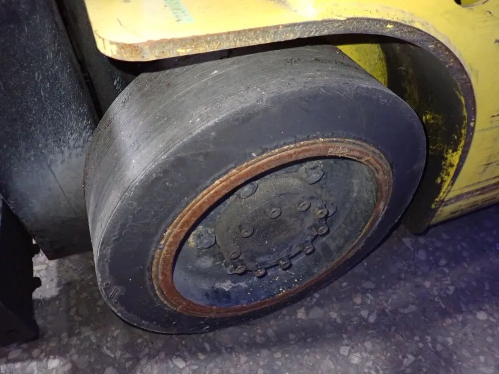 Hyundai 3000 Lbs Propane Forklift - 18lc-7m