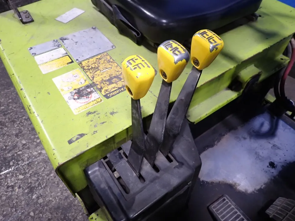 Clark 2050 Lbs Electric Forklift - Tm12