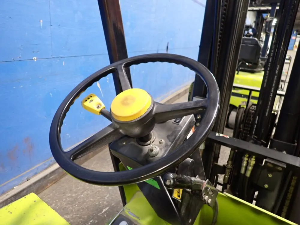 Clark 2050 Lbs Electric Forklift - Tm12