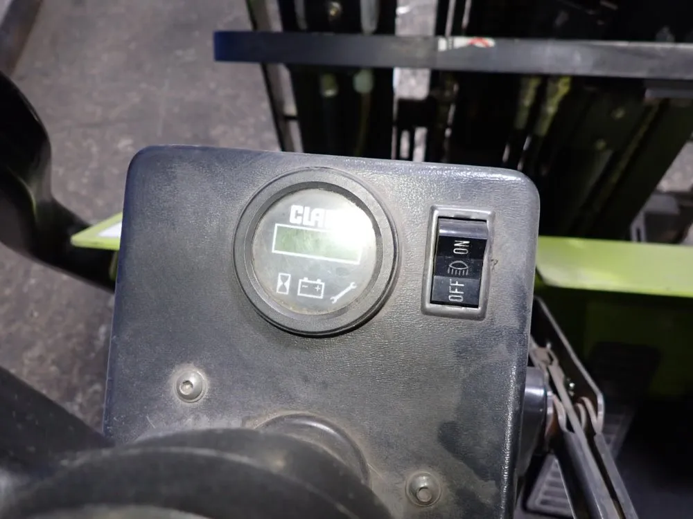 Clark 2050 Lbs Electric Forklift - Tm12