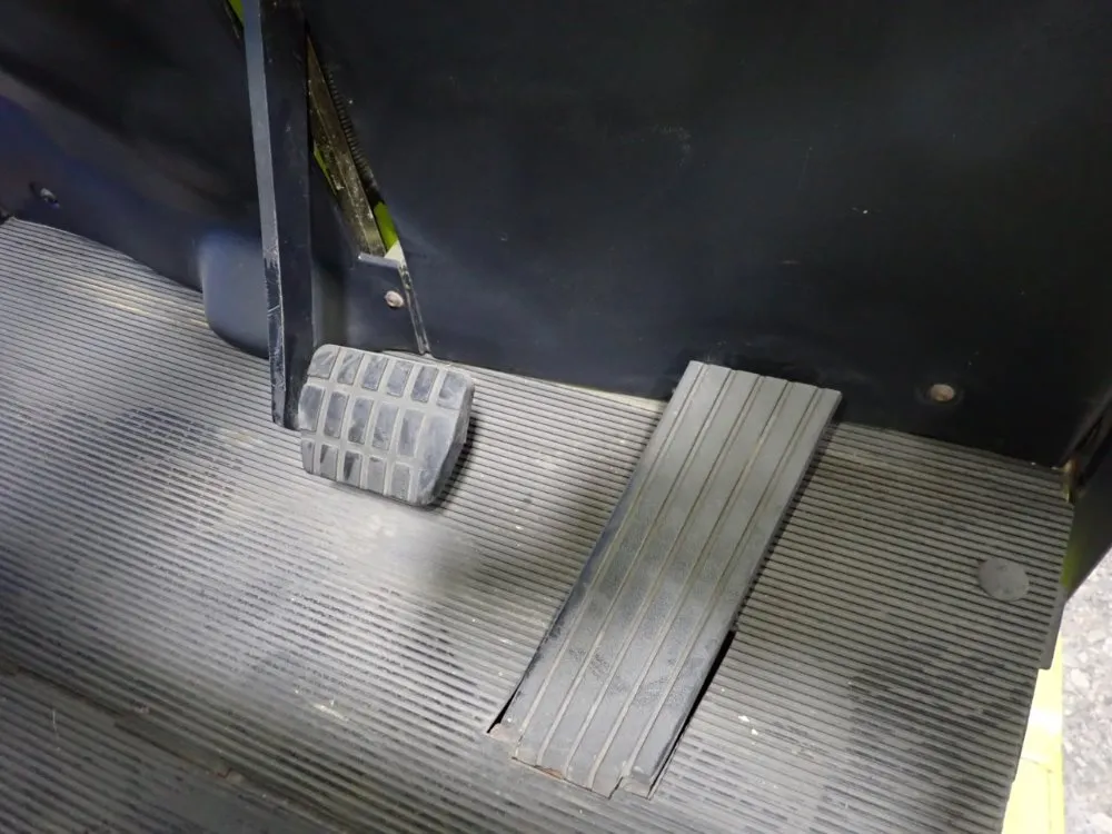 Clark 3700 Lbs Electric Forklift - Tmx20