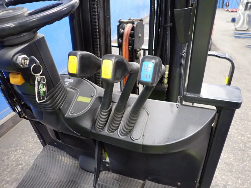 Clark 3700 Lbs Electric Forklift - Tmx20