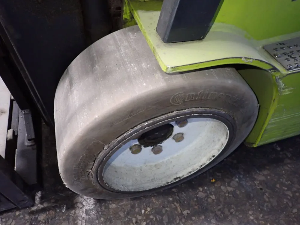 Clark 3700 Lbs Electric Forklift - Tmx20