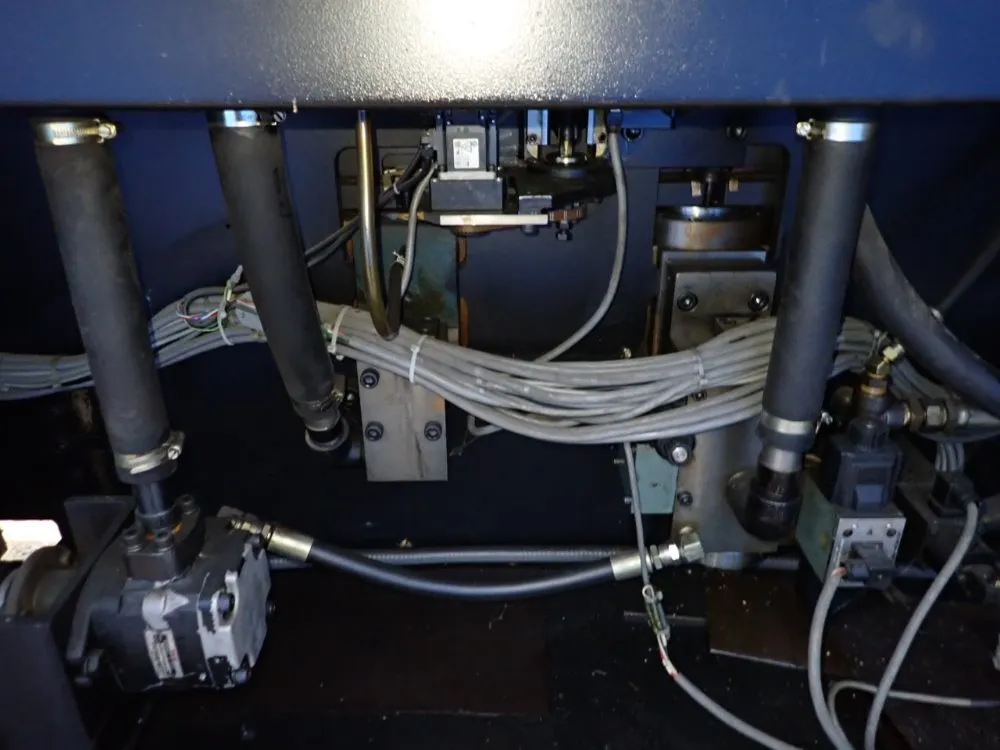 Amada 100 Ton X 98" Press Brake - Fbd1025