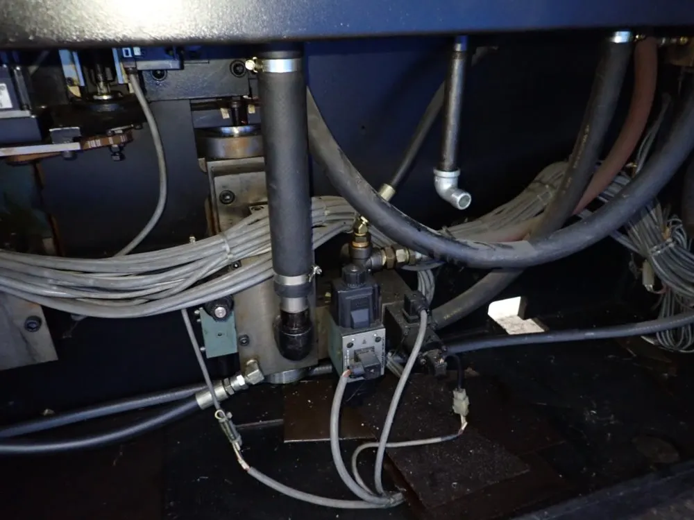 Amada 100 Ton X 98" Press Brake - Fbd1025