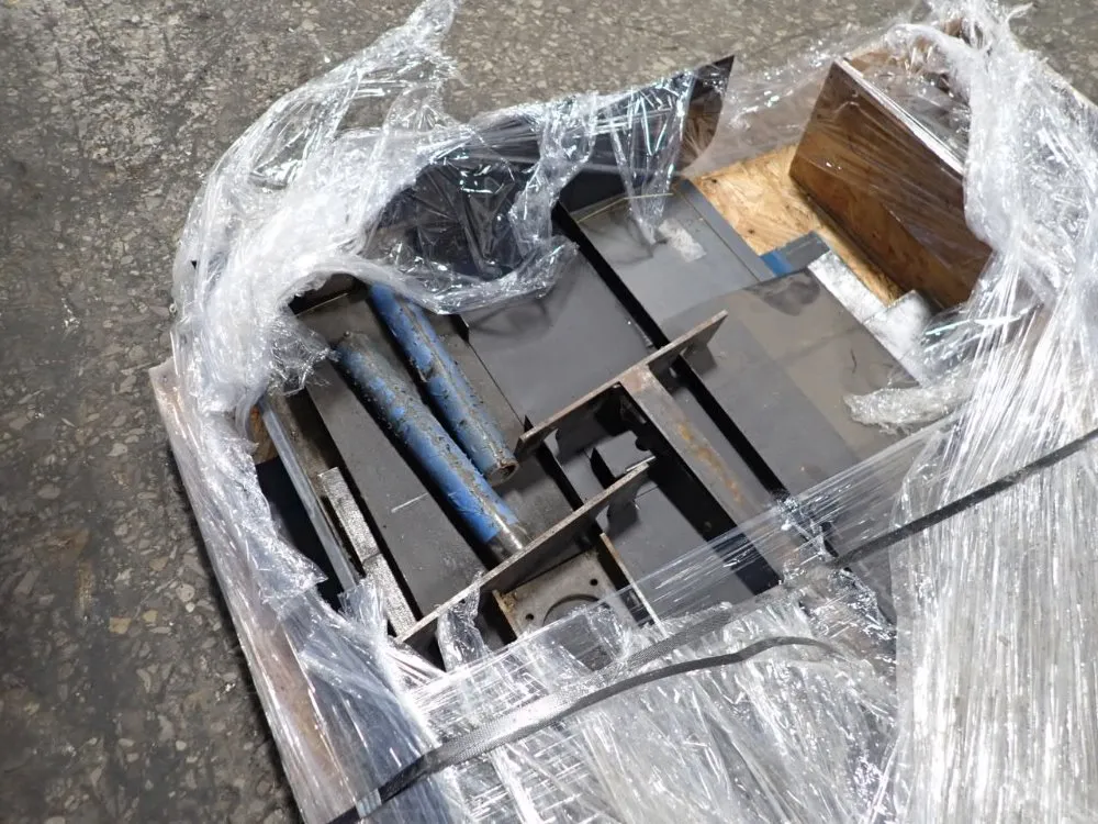 Amada 100 Ton X 98" Press Brake - Fbd1025