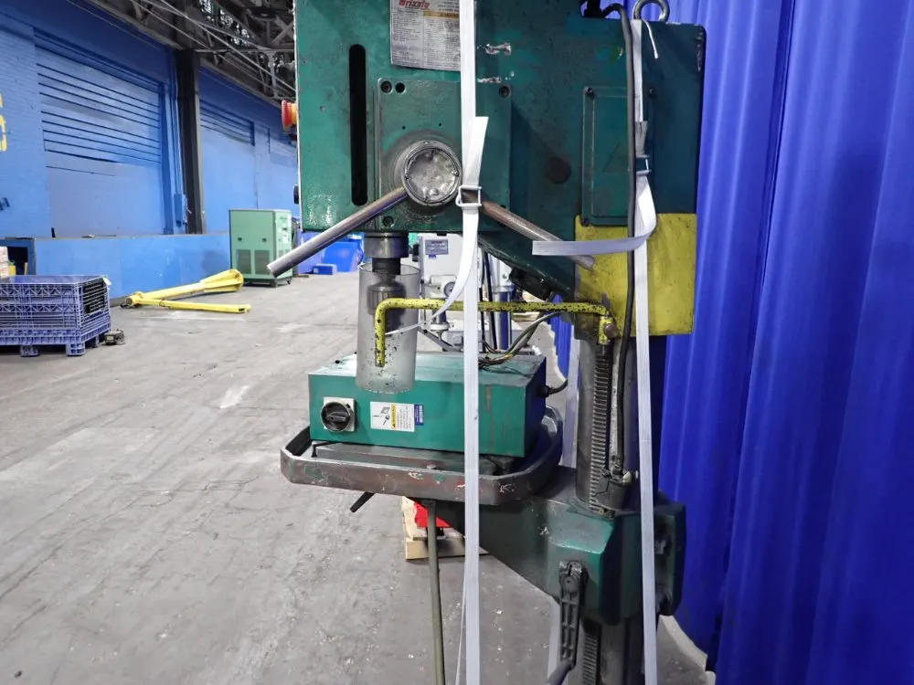 Grizzly 28" Drill Press - G0756
